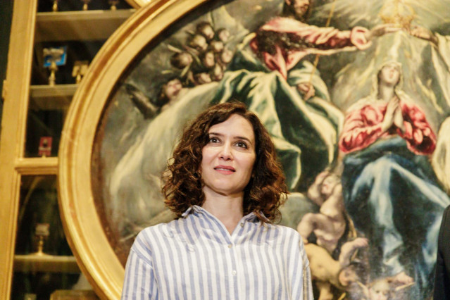 La presidenta del Partido Popular de la Comunidad de Madrid y presidenta de la Comunidad de Madrid, Isabel Díaz Ayuso, durante su visita al Santuario de Nuestra Señora de la Caridad, a 21 de marzo de 2023, en Illescas, Toledo, Castilla-La Mancha (España).