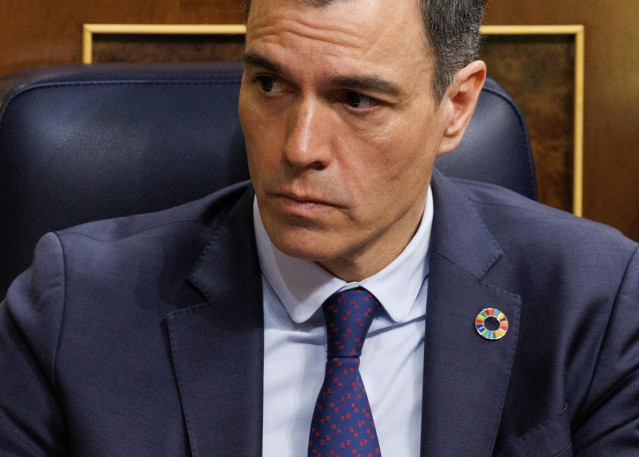 El presidente del Gobierno, Pedro Sánchez, durante la segunda sesión de la moción de censura, en el Congreso de los Diputados, a 22 de marzo de 2023, en Madrid (España). El Salón de Plenos del Congreso acoge la segunda sesión y posterior votación del deba