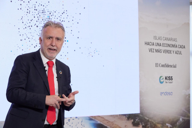 El presidente de Canarias, Ángel Víctor Torrees