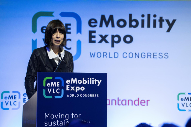 La ministra de Ciencia e Innovación, Diana Morant, clausura la València Battery Convention,