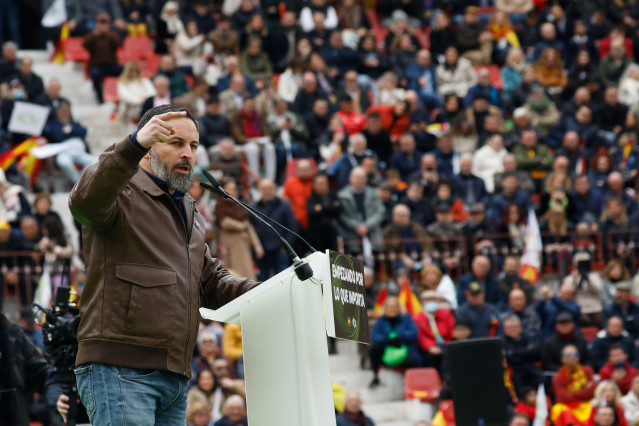 Archivo - El presidente de Vox, Santiago Abascal, en un de mitin presentación de los candidatos en Murcia