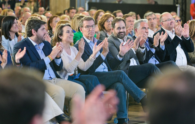 El presidente del Partido Popular de Castilla-La Mancha, Paco Núñez en Guadalajara junto al presidente del Partido Popular, Alberto Núñez Feijóo.