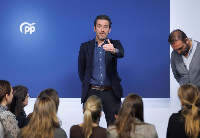 Archivo - El portavoz de Campaña del PP, Borja Sémper, durante una rueda de prensa en la sede del partido, a 20 de febrero de 2023, en Madrid (España). La comparecencia ha tenido lugar después de la reunión del Comité de Dirección