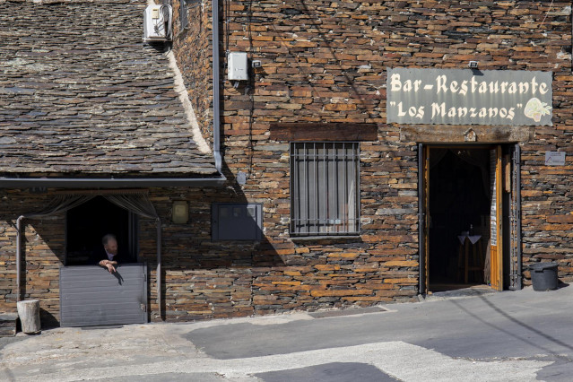 Un bar restaurante en Campillejo, Guadalajara, Castilla-La Mancha (España).