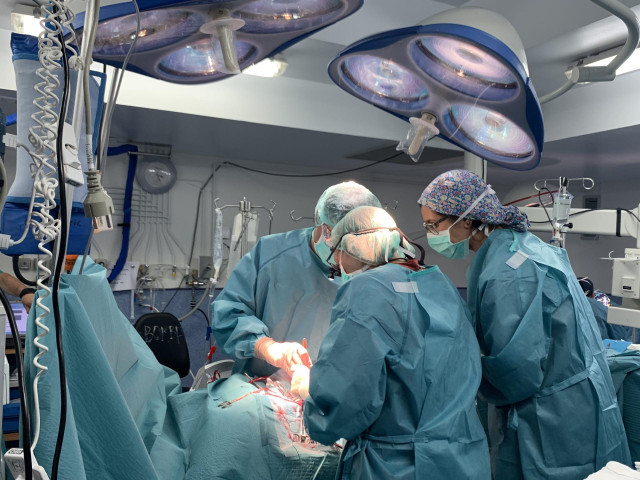 Un quirófano en el Hospital madrileño de La Paz