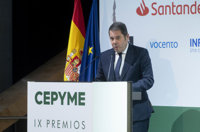 El presidente de CEPYME, Gerardo Cuerva, interviene durante la IX Edición de los Premios Cepyme en el Auditorio del Banco Santander, a 28 de marzo de 2023, en Madrid (España).