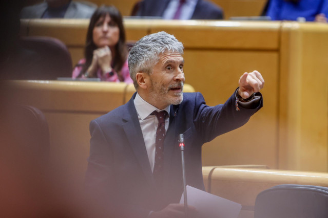 Archivo - El ministro del Interior, Fernando Grande-Marlaska, interviene durante una sesión plenaria de control en el Senado, a 7 de febrero de 2023, en Madrid (España). Durante el pleno, se han tratado temas como la tasa de desempleo juvenil -de la que e