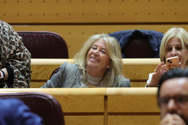 Archivo - La alcaldesa de Marbella, Ángeles Muñoz, durante una sesión de control al Gobierno en el Senado, a 21 de diciembre de 2022, en Madrid (España).  El presidente del Gobierno, Pedro Sánchez, y el líder del PP, Alberto Núñez Feijóo, celebran este mi