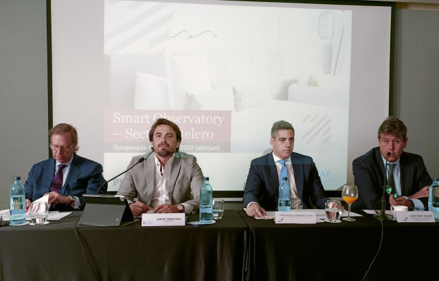 Presentación Smart Observatory de CEHAT y PWC
