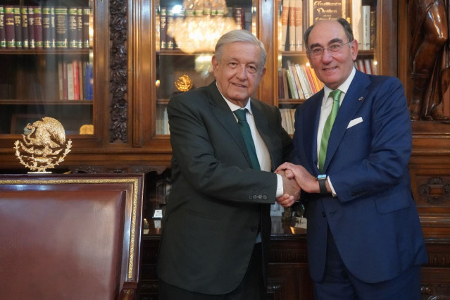 El presidente de México, Andrés Manuel López Obrador (AMLO), y el presidente de Iberdrola, Ignacio Galán.