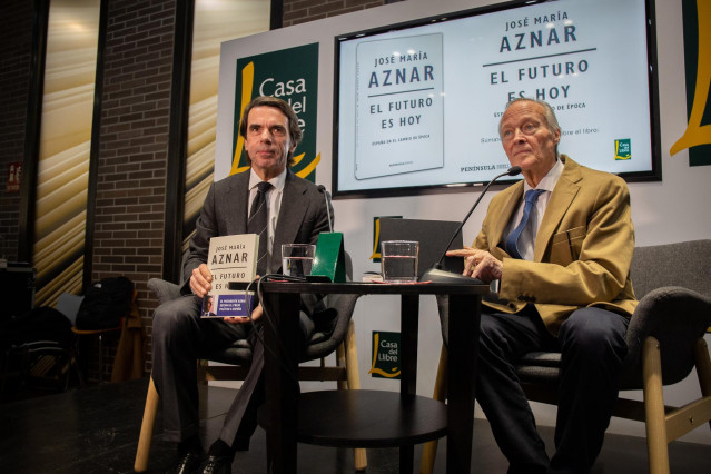 Archivo - El expresidente del Gobierno José María Aznar presenta su libro 