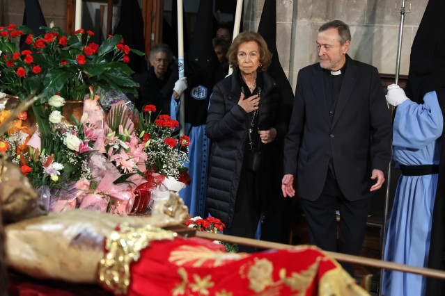 La Reina Doña Sofía asiste a la Procesión del Sant Crist de la Sang, a 6 de abril de 2023, en Palma, Mallorca.