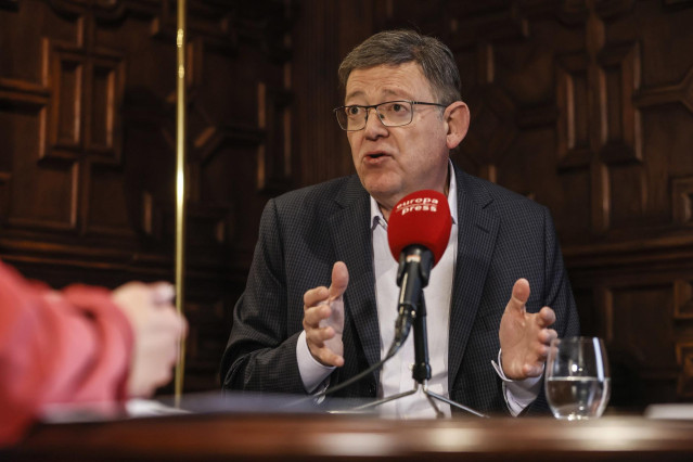 El presidente de la Generalitat valenciana, Ximo Puig, durante una entrevista para Europa Press