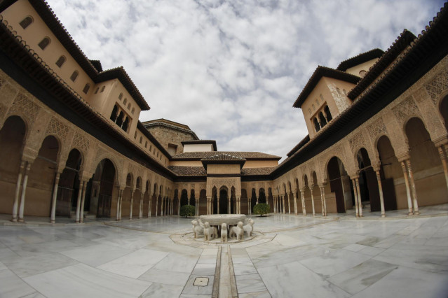 Archivo - La Alhambra de Granada en imagen de archivo.