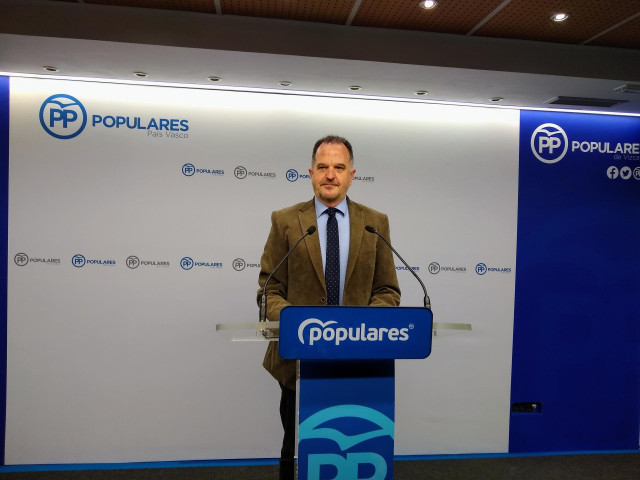 Archivo - Carlos Iturgaiz (PP)