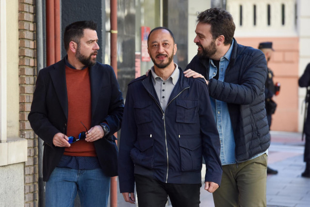 El vicepresidente primero del Congreso de los Diputados, Alfonso R Gómez Celis, llega a la reunión del Comité Federal 'Defiende lo que piensas', en la sede federal del PSOE, a 18 de marzo de 2023, en Madrid (España).