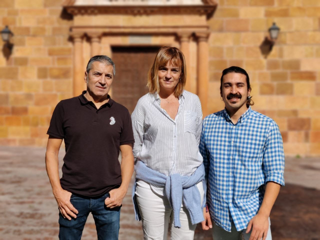 Archivo - Xune Elipe, Covadonga Tomé y Andrés Ron.