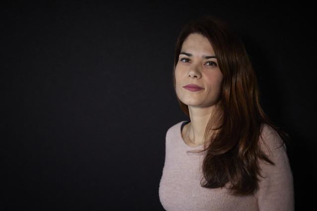Archivo - La coportavoz de Podemos, Isa Serra, posa para Europa Press en la sede de su partido, a 5 de diciembre de 2022, en Madrid (España).