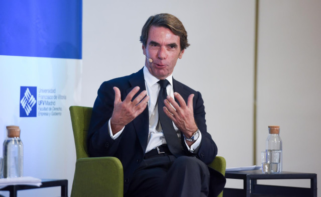 Archivo - El expresidente del Gobierno y presidente del Instituto Atlántico de Gobierno, IADG, José María Aznar, participa en una nueva sesión del Aula de Liderazgo IADG-UFV en la Universidad Francisco de Vitoria, a 11 de octubre de 2022, en Madrid (Españ