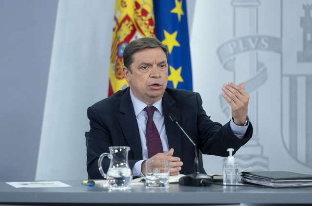 Archivo - El ministro de Agricultura, Pesca y Alimentación, Luis Planas, comparece tras la reunión del Consejo de Ministros en Moncloa