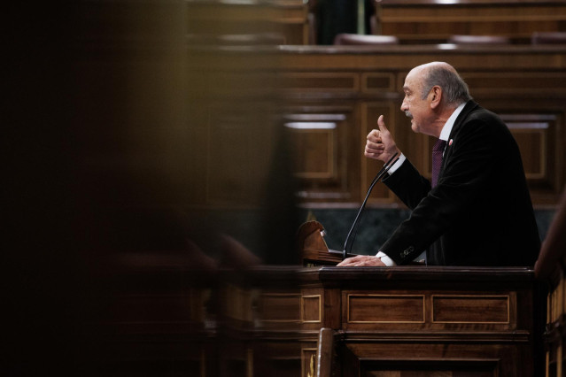 El diputado del grupo Mixto José María Mazón Ramos interviene durante un debate de la moción de censura, en el Congreso de los Diputados, a 21 de marzo de 2023, en Madrid (España). El Salón de Plenos del Congreso acoge hoy y mañana, 22 de marzo, el debate