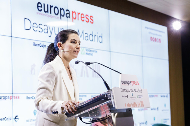 La candidata de Vox a la Presidencia de la Comunidad de Madrid, presidenta de Vox Madrid y portavoz de Vox en la Asamblea de Madrid, Rocío Monasterio, interviene durante un desayuno informativo de Europa Press, en el Auditorio ‘Meeting Place’, a 19 de abr