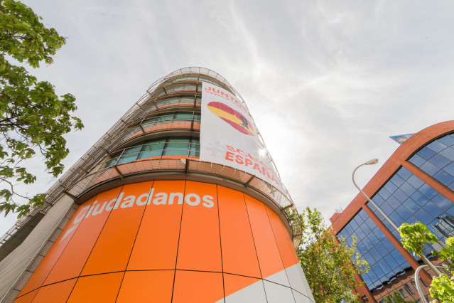 Archivo - Fachada de la sede de Ciudadanos.