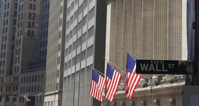 Archivo - Fachada de la Bolsa de Nueva York en Wall Street