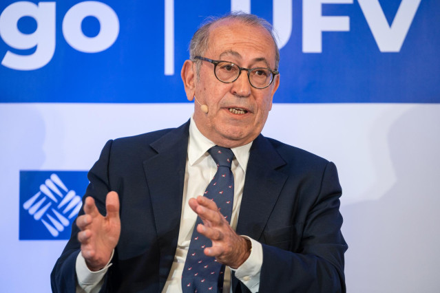 El expresidente del PSE y ex parlamentario vasco, Nicolás Redondo, participa en una nueva sesión del Aula de Liderazgo AIE-UFV, en la Universidad Francisco de Vitoria, a 20 de abril de 2023, en Madrid (España).