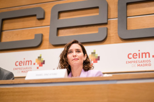 La presidenta de la Comunidad de Madrid y del Partido Popular de Madrid, y candidata a la reelección, Isabel Díaz Ayuso, durante la Junta Directiva de CEIM, a 24 de abril de 2023, en Madrid (España).