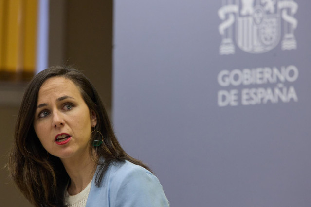 Archivo - La ministra de Derechos Sociales y Agenda 2030, Ione Belarra, interviene durante el acto de rendición de cuentas 'Escudo social: descubre un futuro mejor', en el Ministerio de Derechos Sociales y Agenda 2030, a 23 de marzo de 2023, en Madrid (Es