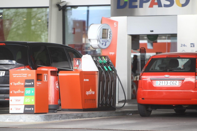 Archivo - Recursos de gasolina, gasolineras