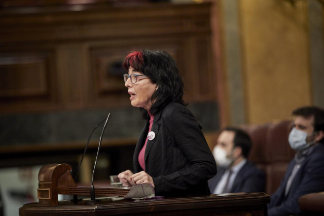 Archivo - La diputada de Unidas Podemos Marisa Saavedra