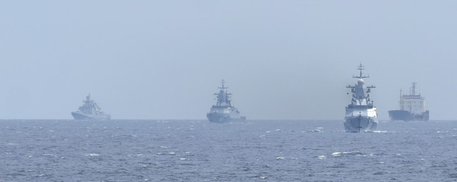 Agrupación rusa monitorizada por dos buques de la Armada