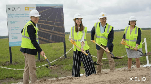 X-Elio pone primera piedra de un proyecto solar y de almacenamiento en EE.UU. En el que invertirá 124 millones