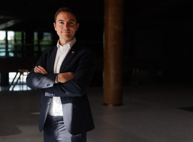 El candidato del PSOE a la Presidencia de la Comunidad de Madrid, Juan Lobato.