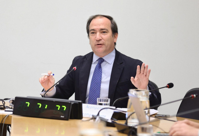 Archivo - El delegado de Medio Ambiente y Movilidad del Ayuntamiento de Madrid, Borja Carabante.