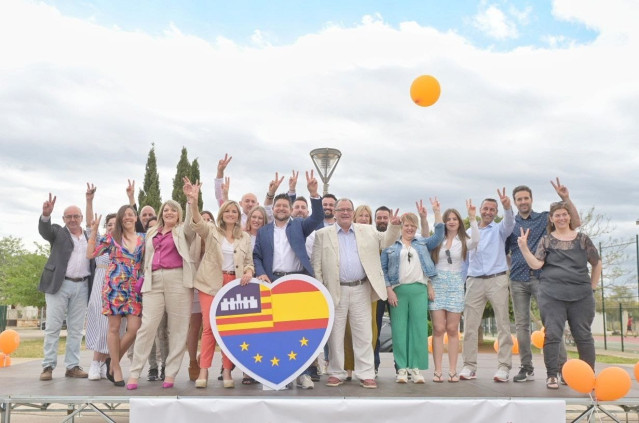 La portavoz nacional de CS, Patricia Guasp, presenta en una fiesta por las familias al candidato a la alcaldía de Inca, Andrés Sánchez