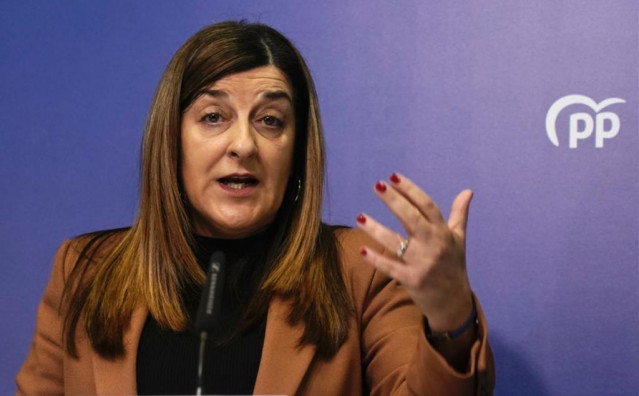 Archivo - La presidenta del PP de Cantabria, María José Sáenz de Buruaga