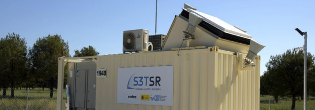 Archivo - El radar de vigilancia S3TSR de Indra