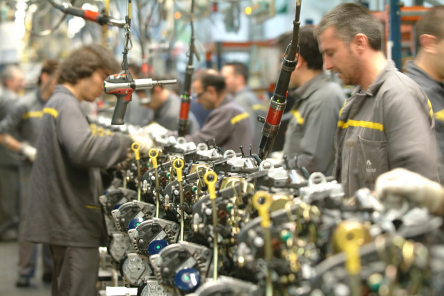 Archivo - Fábrica de Motores de Renault en Valladolid