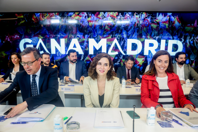 La presidenta de la Comunidad de Madrid, Isabel Díaz Ayuso, preside la Junta Directiva del Partido Popular de Madrid, en la sede regional del PP de la calle Génova, a 30 de mayo de 2023, en Madrid (España).