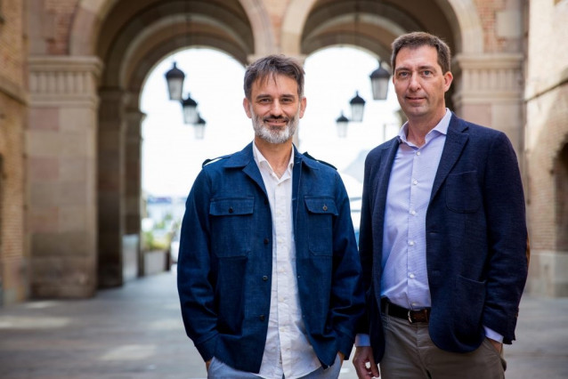 Òscar Julià, director de Innovación y Digitalización de Sener (izquierda), junto a Alberto Villalobos, CEO y cofundador de 5G Ventures (derecha)