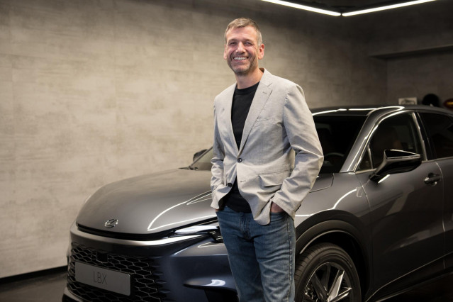 Simon Humphries (Lexus)