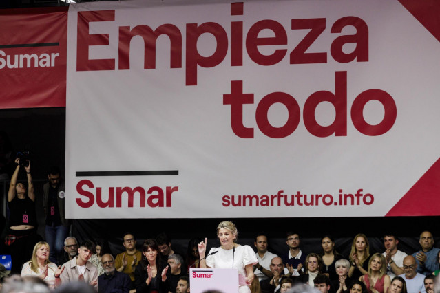 Archivo - La vicepresidenta segunda, Yolanda Díaz, durante el acto de presentación de su candidatura para la presidencia del Gobierno en las próximas elecciones generales, en el polideportivo Antonio Magariños, a 2 de abril de 2023, en Madrid, (España). C