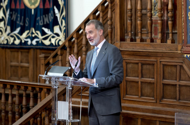 El Rey Felipe VI participa en la entrega de la VI Edición del 'Galardón Camino Real', en el Paraninfo de la Universidad de Alcalá