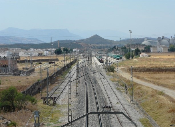 L&iacute;nea Bobadilla-Algeciras .