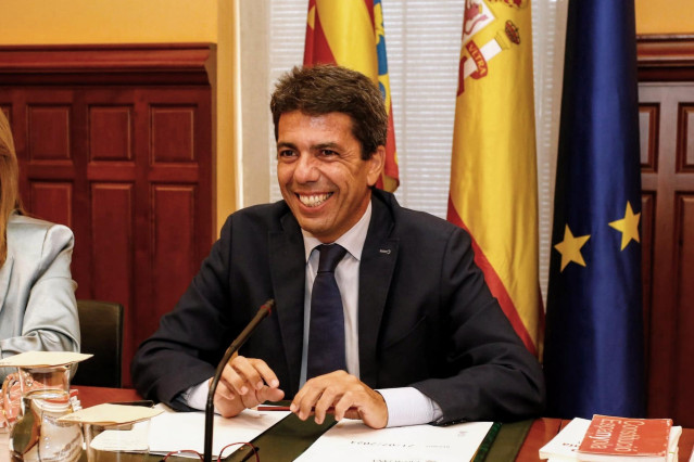 El presidente de la Generalitat, Carlos Maz&oacute;n.