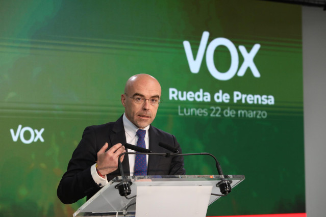 Archivo - El vicepresidente primero del Comit&eacute; de Acci&oacute;n Pol&iacute;tica y eurodiputado de Vox, Jorge Buxad&eacute;, ofrece una rueda de prensa tras la celebraci&oacute;n del comit&eacute;, en Madrid (Espa&ntilde;a), a 22 de marzo de 2021.