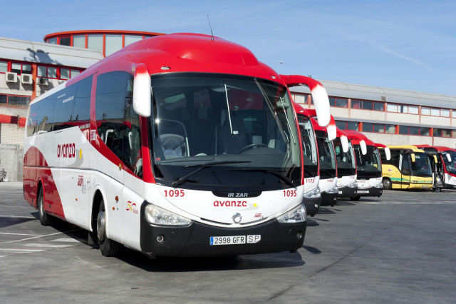 Archivo - Autobuses De Avanza